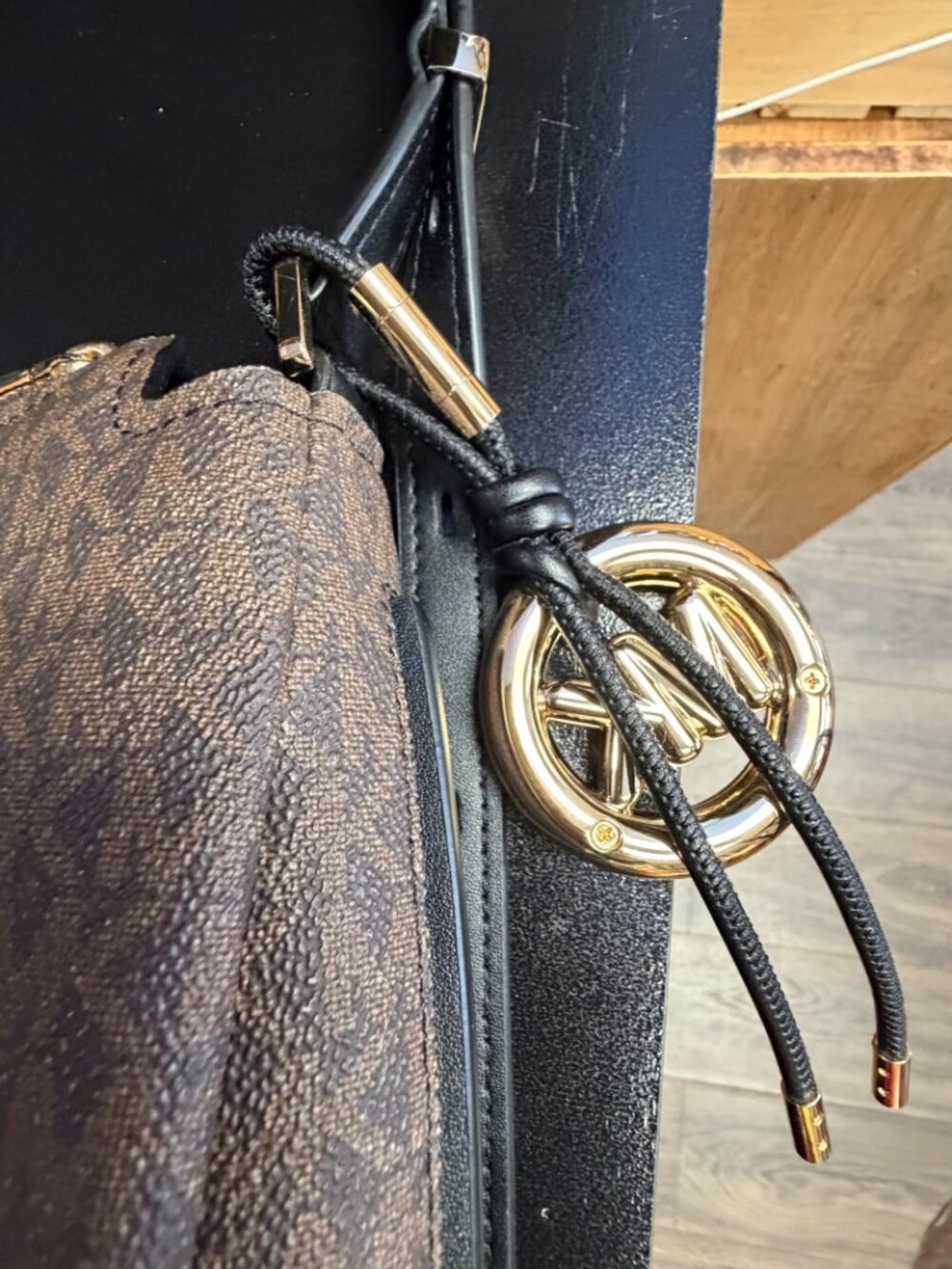 Michael Kors Fulton Large Brown Signature Logo Shoulder Hobo Bag - Picture 5 of 7